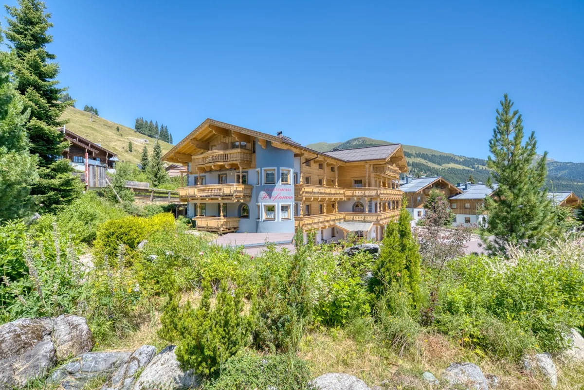 Sommeransicht des Appartement Hofmann in Königsleiten